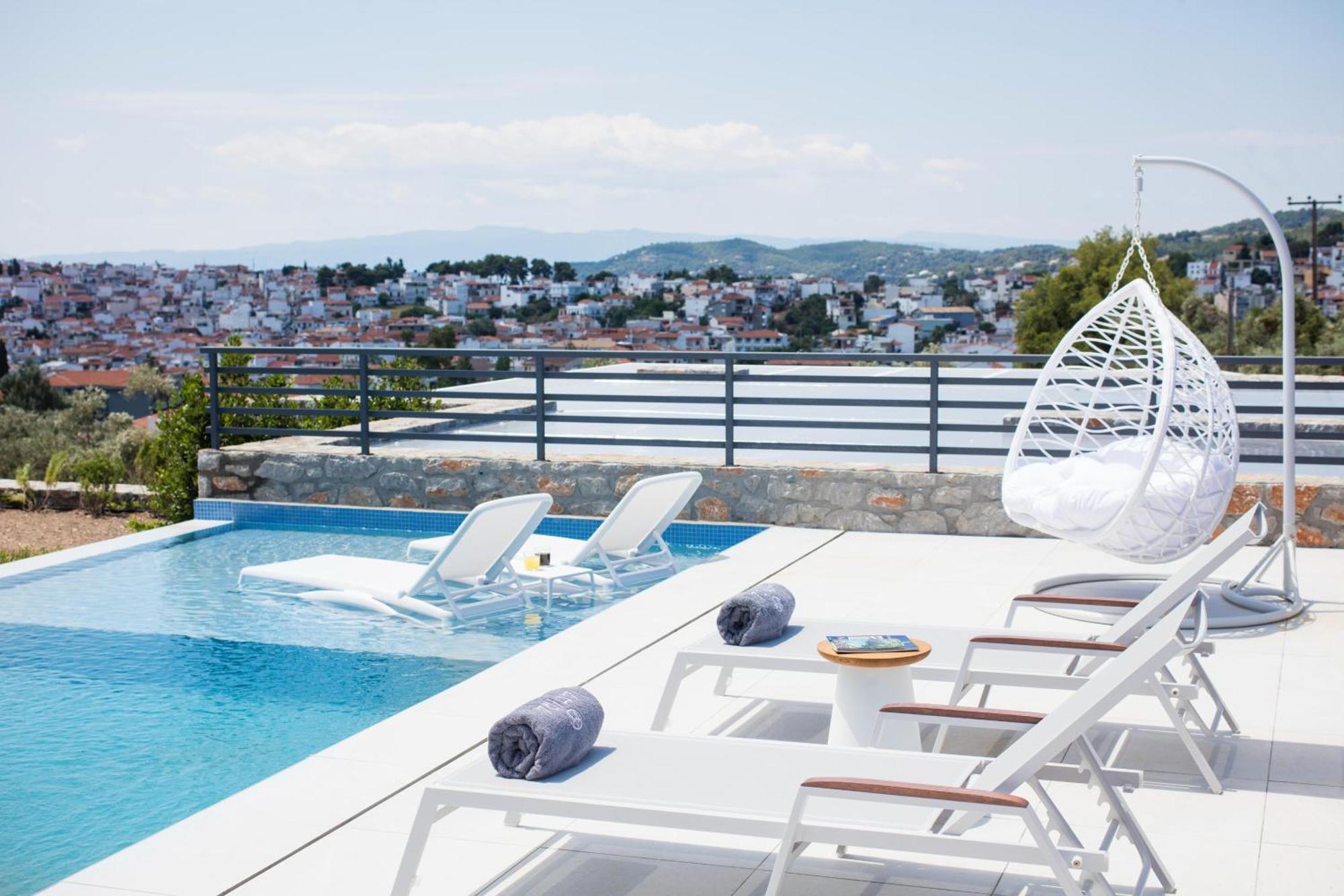 Amira Aparthotel Skiathos Town Exterior photo