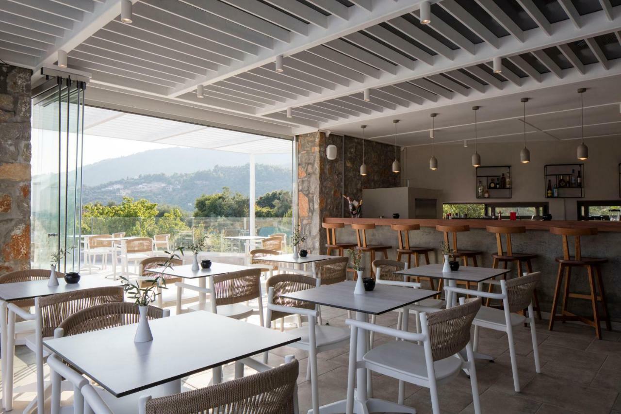 Amira Aparthotel Skiathos Town Exterior photo